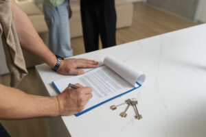Leia mais sobre o artigo Você sabe o que é o direito de preferência nos contratos de locação?
